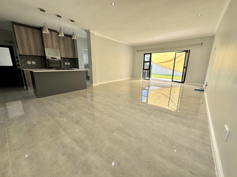 4 Bedroom Property for Sale in Sandown Western Cape